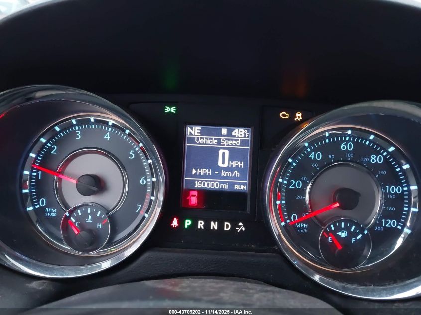 2011 Chrysler Town & Country Touring-L VIN: 2A4RR8DG8BR782909 Lot: 43709202