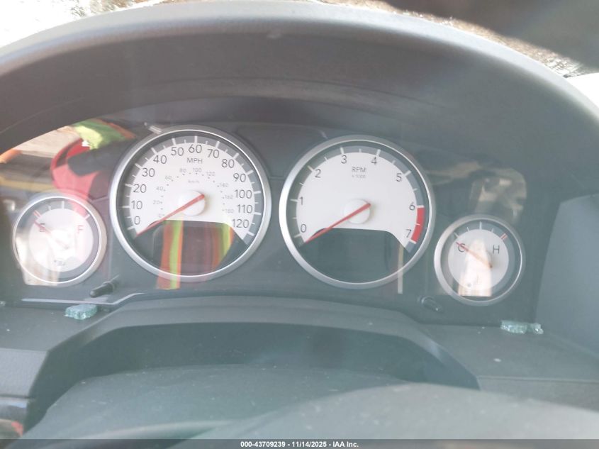 2010 Dodge Grand Caravan Crew VIN: 2D4RN6DXXAR488760 Lot: 43709239