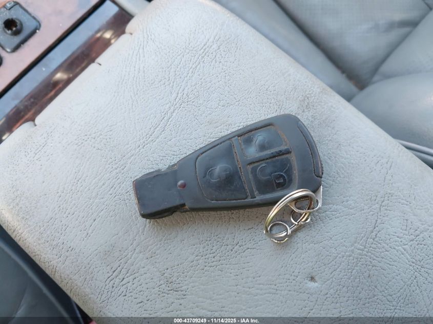 1998 Mercedes-Benz E 320 VIN: WDBJF65F6WA669801 Lot: 43709249