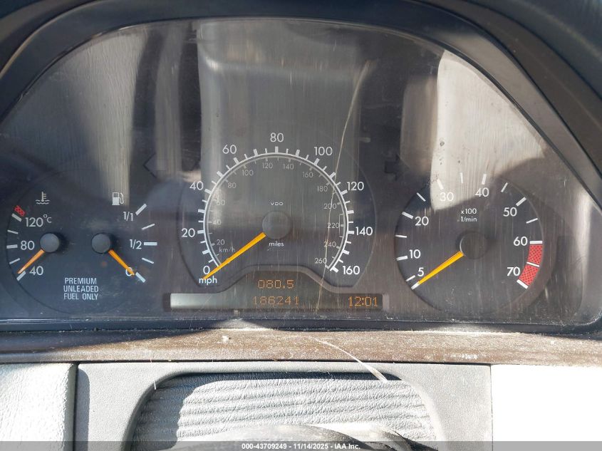 1998 Mercedes-Benz E 320 VIN: WDBJF65F6WA669801 Lot: 43709249