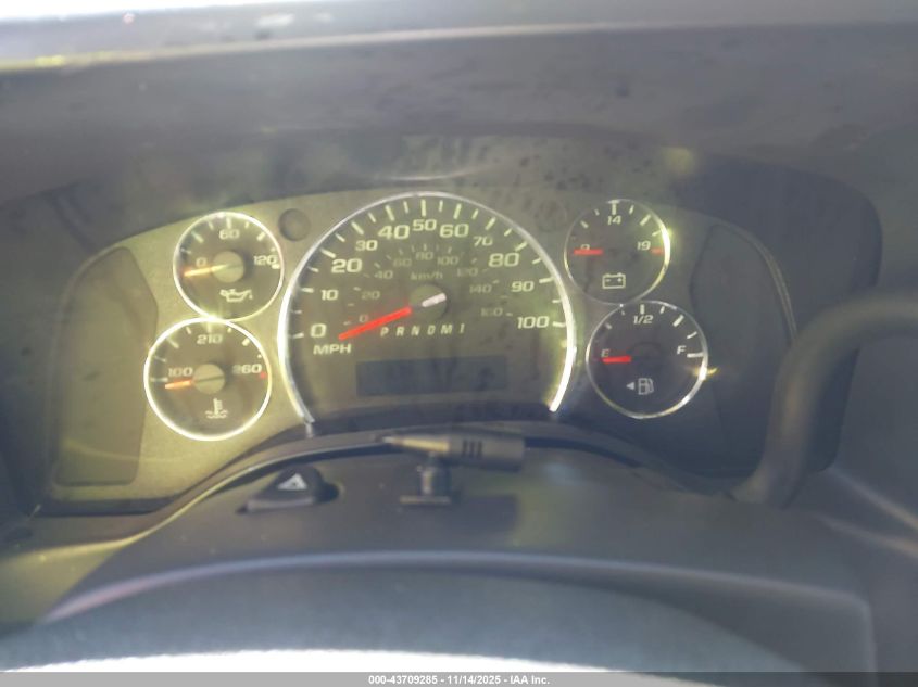 2025 Chevrolet Express Cargo Rwd 2500 Extended Wheelbase Wt VIN: 1GCWGBF70S1113157 Lot: 43709285