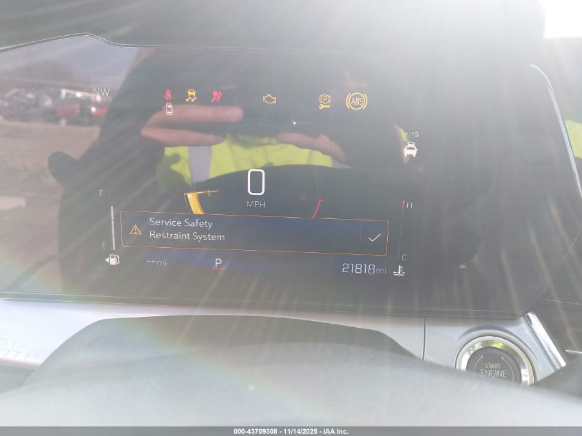 2025 Chevrolet Trax Fwd Lt VIN: KL77LHEPXSC241797 Lot: 43709308