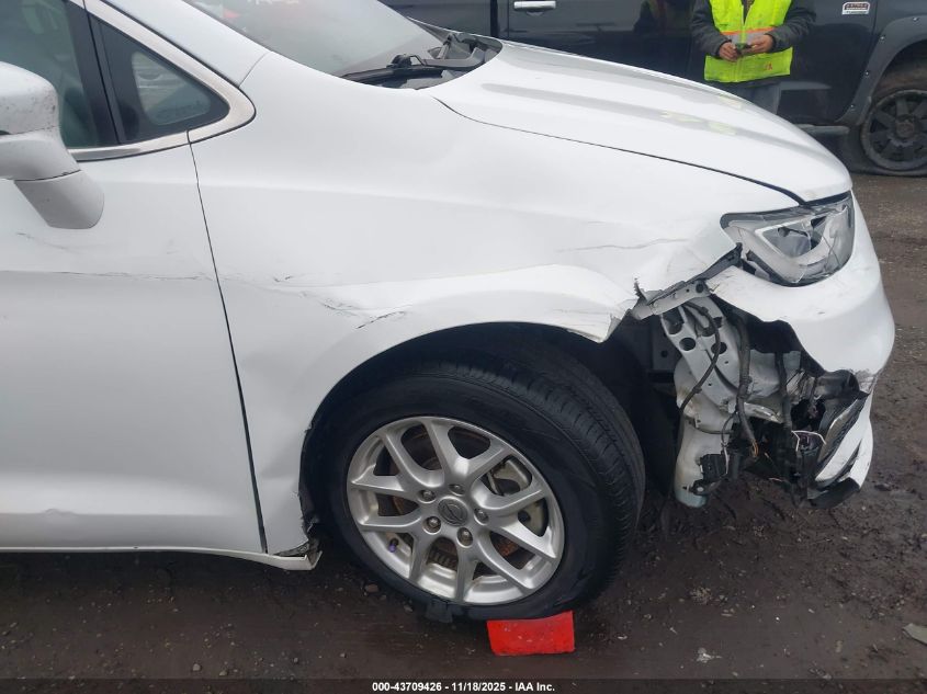 2022 Chrysler Pacifica Touring L VIN: 2C4RC1BG4NR169952 Lot: 43709426