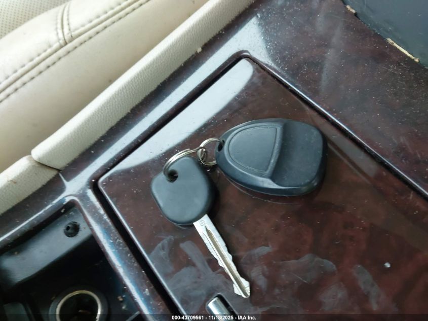 2007 Cadillac Escalade Standard VIN: 1GYFK63877R304497 Lot: 43709561