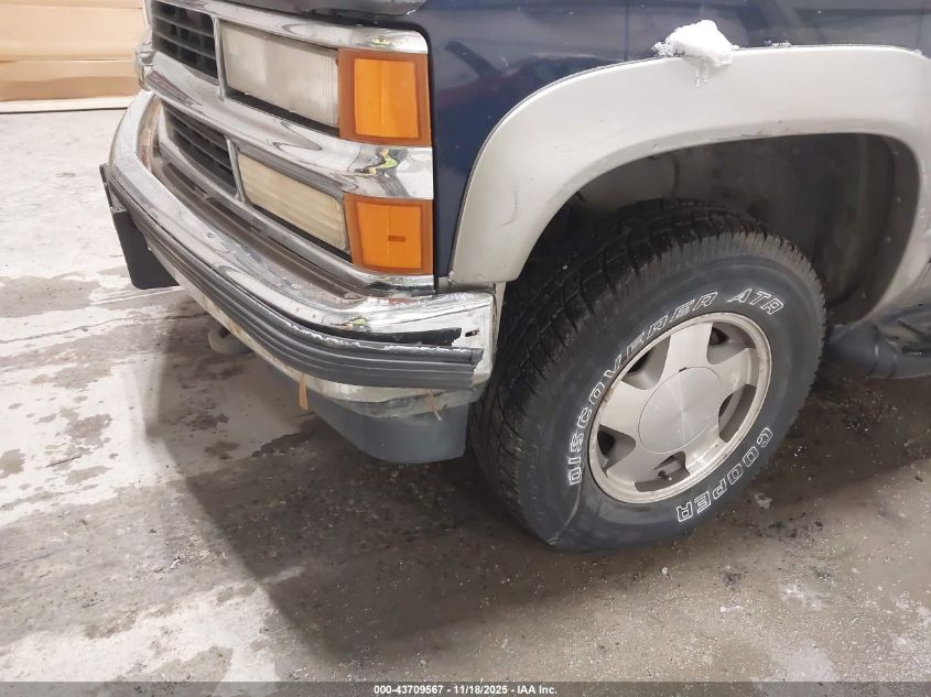 1999 Chevrolet Suburban 1500 Lt VIN: 1GNFK16R0XJ338039 Lot: 43709567