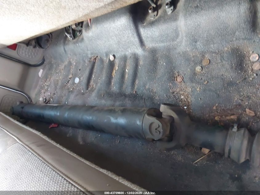 2005 Ford F-550 Lariat/Xl/Xlt VIN: 1FDAW56P25EB49276 Lot: 43709600