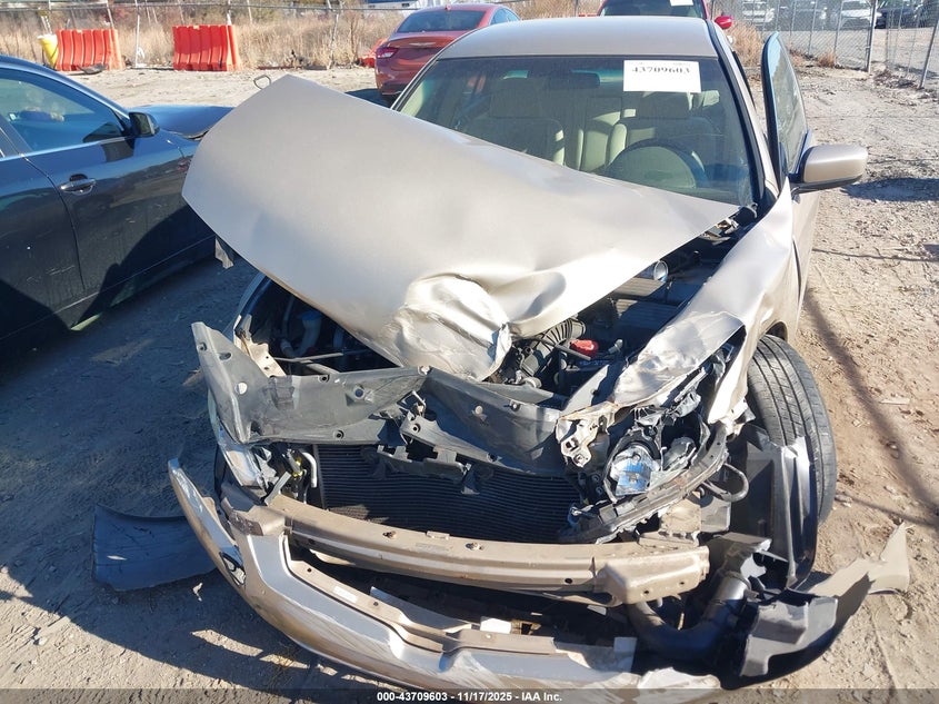 1HGCM56334A028697 2004 HONDA ACCORD photo no. 6