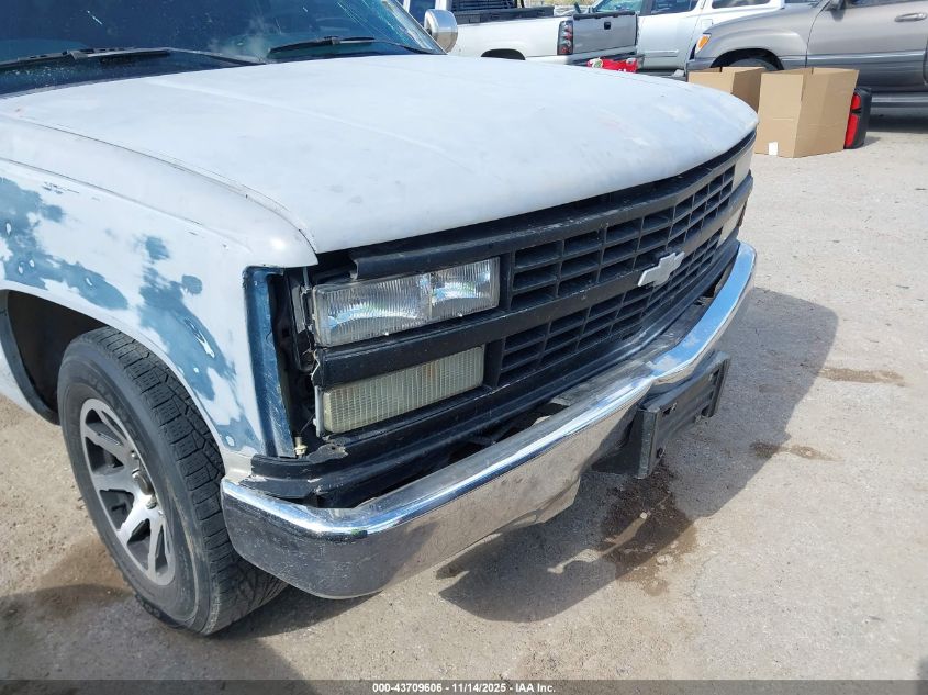 1992 Chevrolet Gmt-400 C2500 VIN: 2GCFC29K9N1261706 Lot: 43709606