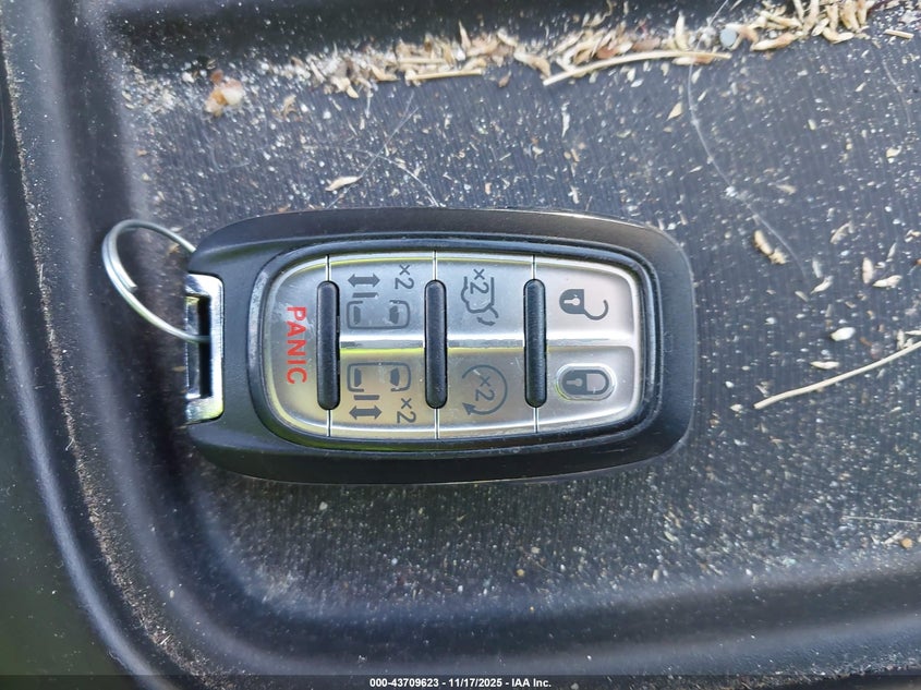 2C4RC1BG5HR691767 2017 CHRYSLER PACIFICA photo no. 11