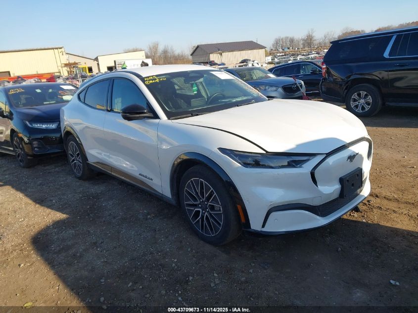 FORD MUSTANG MACH-E PREMIUM