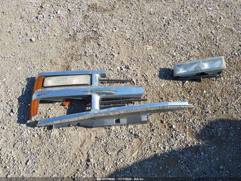 1994 Chevrolet Gmt-400 C1500 VIN: 1GBDC14K9RZ256760 Lot: 43709688