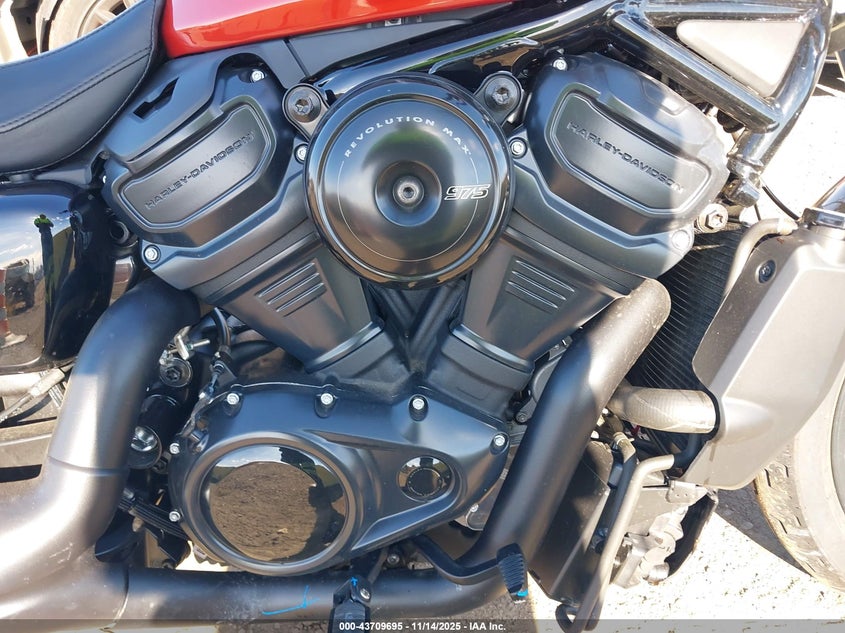 2025 Harley-Davidson Rh975 VIN: MLY1ZH115SS304994 Lot: 43709695