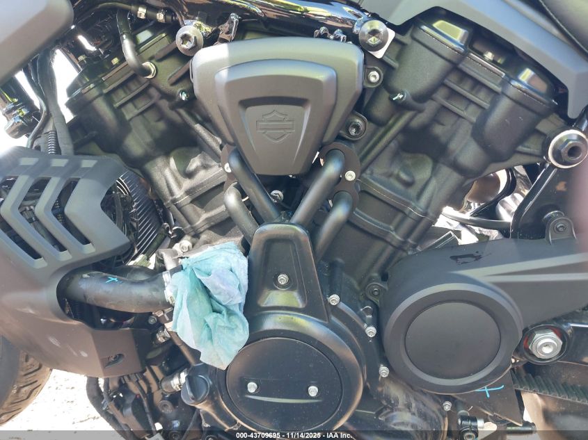 2025 Harley-Davidson Rh975 VIN: MLY1ZH115SS304994 Lot: 43709695