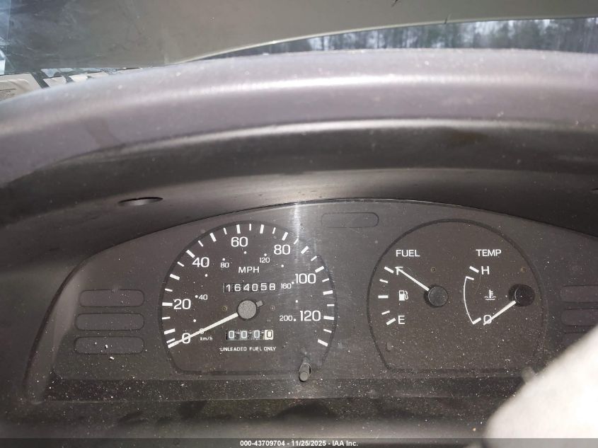 1998 Nissan Sentra Gle/Gxe/Xe VIN: 1N4AB41D1WC748258 Lot: 43709704