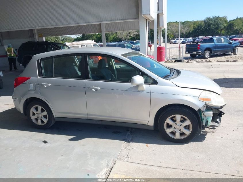 2009 Nissan Versa 1.8Sl VIN: 3N1BC13E29L400755 Lot: 43709731