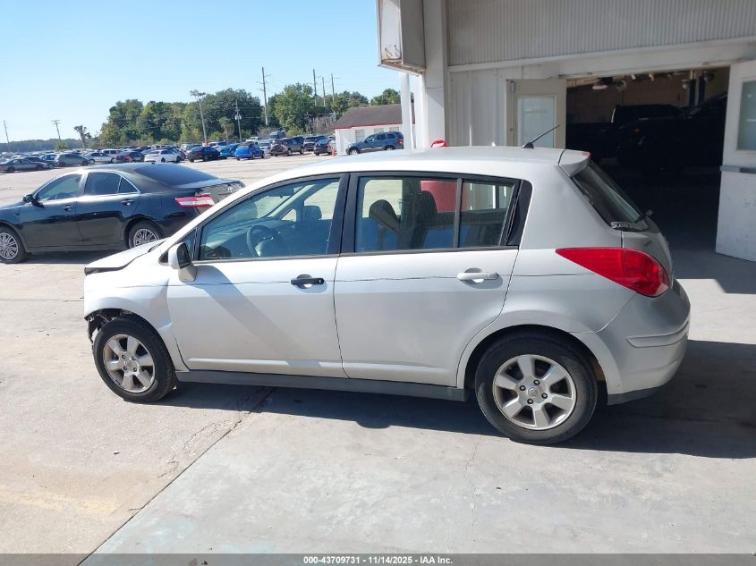 2009 Nissan Versa 1.8Sl VIN: 3N1BC13E29L400755 Lot: 43709731