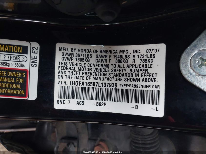 2007 Honda Civic Lx VIN: 1HGFA16587L137939 Lot: 43709753