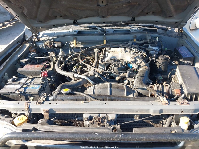 2000 Infiniti Qx4 VIN: JNRAR07Y7YW084994 Lot: 43709758