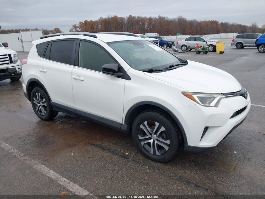 TOYOTA RAV4 LE
