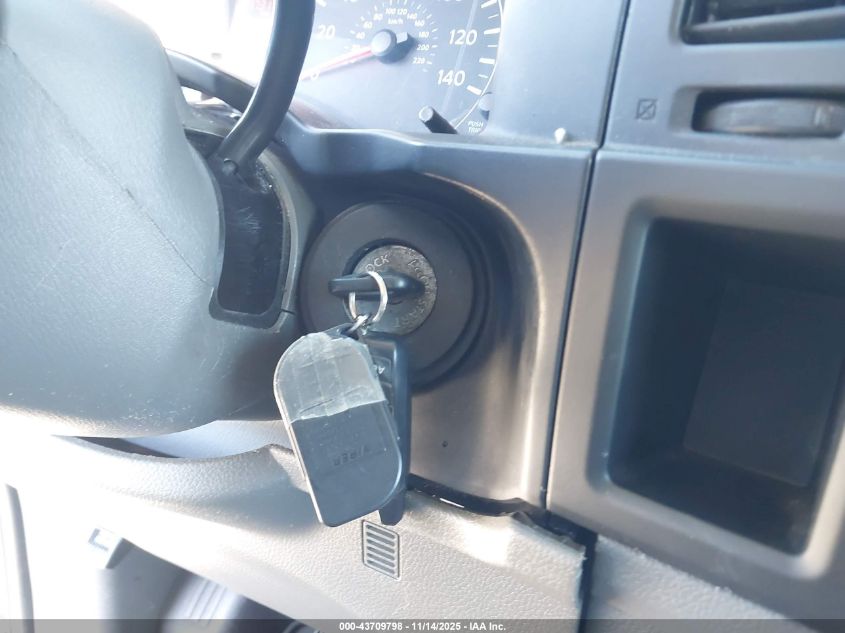 2017 Nissan Nv Cargo Nv2500 Hd Sv V6 VIN: 1N6BF0KY0HN810007 Lot: 43709798