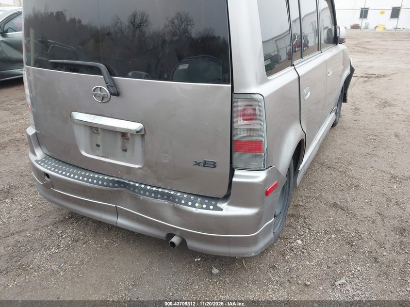 2005 Scion Xb VIN: JTLKT334050217284 Lot: 43709812