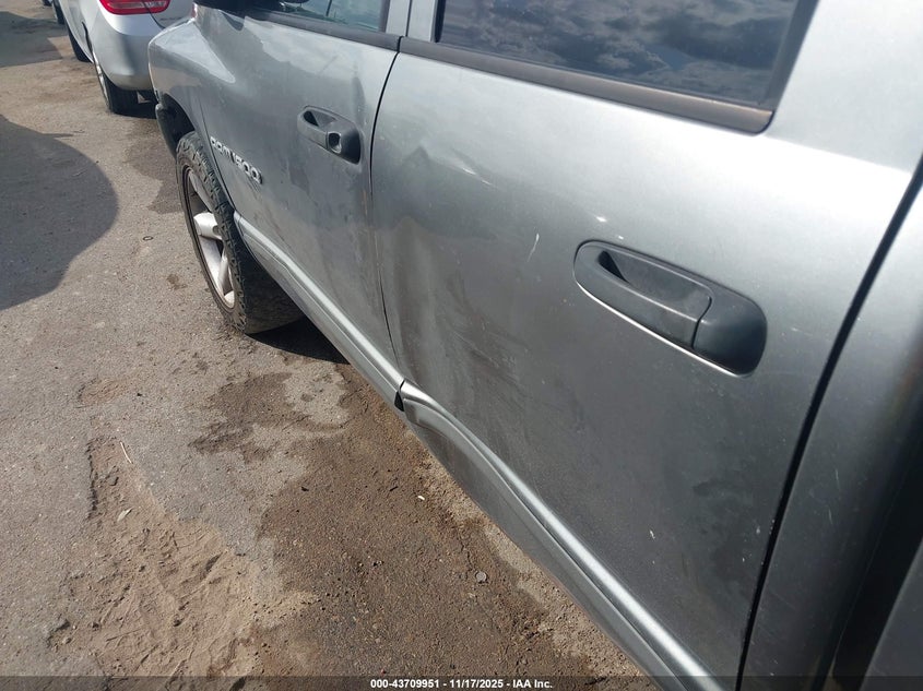 2005 Dodge Ram 1500 Slt/Laramie VIN: 1D7HA18D65J542319 Lot: 43709951