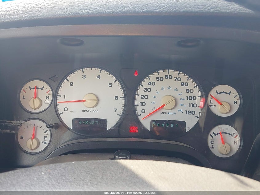 2005 Dodge Ram 1500 Slt/Laramie VIN: 1D7HA18D65J542319 Lot: 43709951