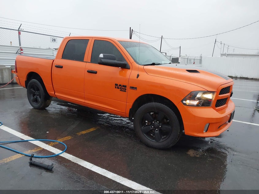 RAM 1500 EXPRESS 4X4 5 7 BOX