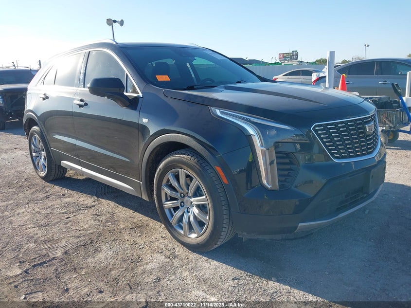 CADILLAC XT4 FWD PREMIUM LUXURY