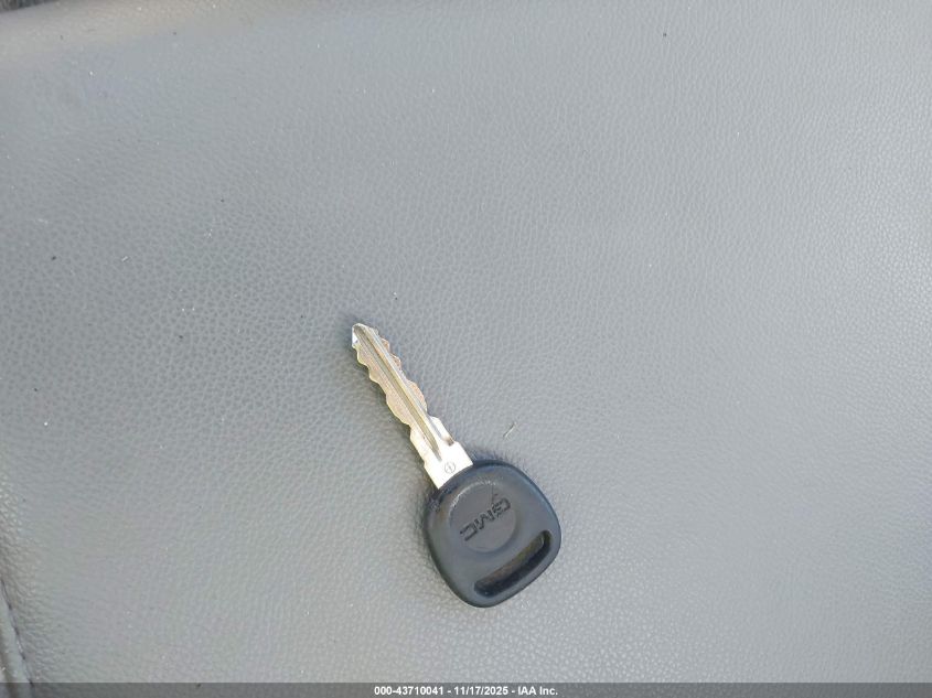 2008 GMC Sierra 2500Hd Work Truck VIN: 1GTHC24618E209766 Lot: 43710041