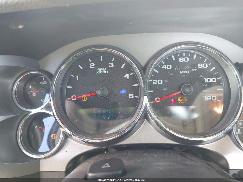 2008 GMC Sierra 2500Hd Work Truck VIN: 1GTHC24618E209766 Lot: 43710041