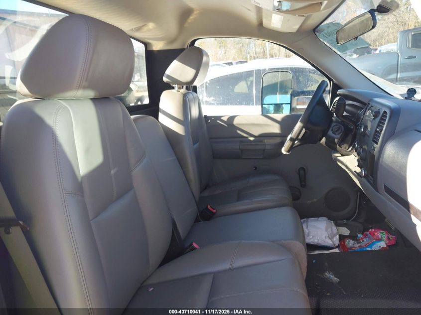 2008 GMC Sierra 2500Hd Work Truck VIN: 1GTHC24618E209766 Lot: 43710041