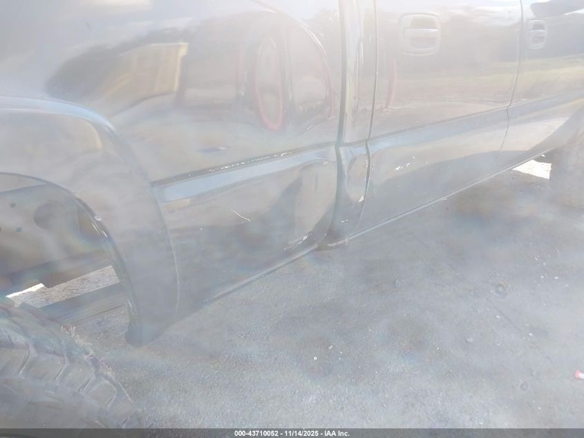 2004 Chevrolet Silverado 2500Hd Lt VIN: 1GCHK23U84F204863 Lot: 43710052