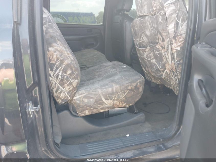 2004 Chevrolet Silverado 2500Hd Lt VIN: 1GCHK23U84F204863 Lot: 43710052