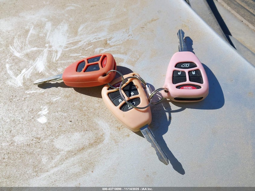 2005 Jeep Grand Cherokee Limited VIN: 1J8HR58225C519335 Lot: 43710098