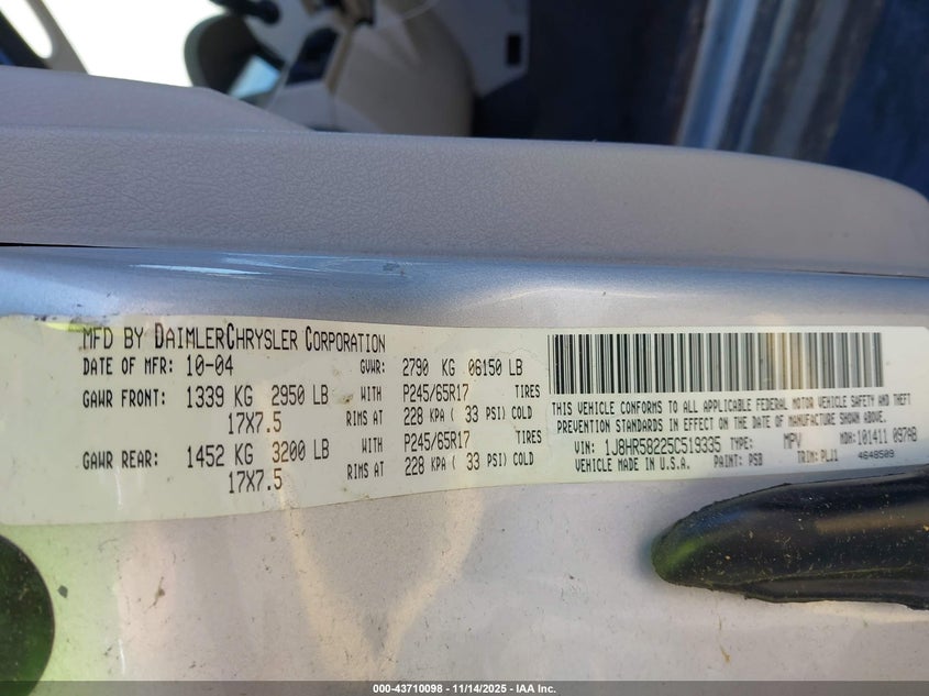 2005 Jeep Grand Cherokee Limited VIN: 1J8HR58225C519335 Lot: 43710098