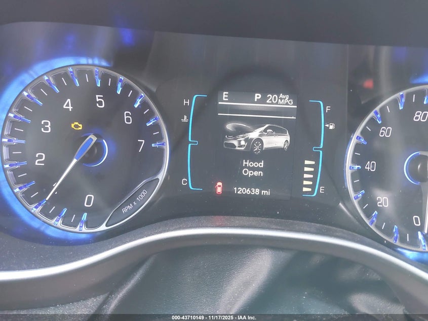 2017 Chrysler Pacifica Touring-L VIN: 2C4RC1BG3HR510259 Lot: 43710149