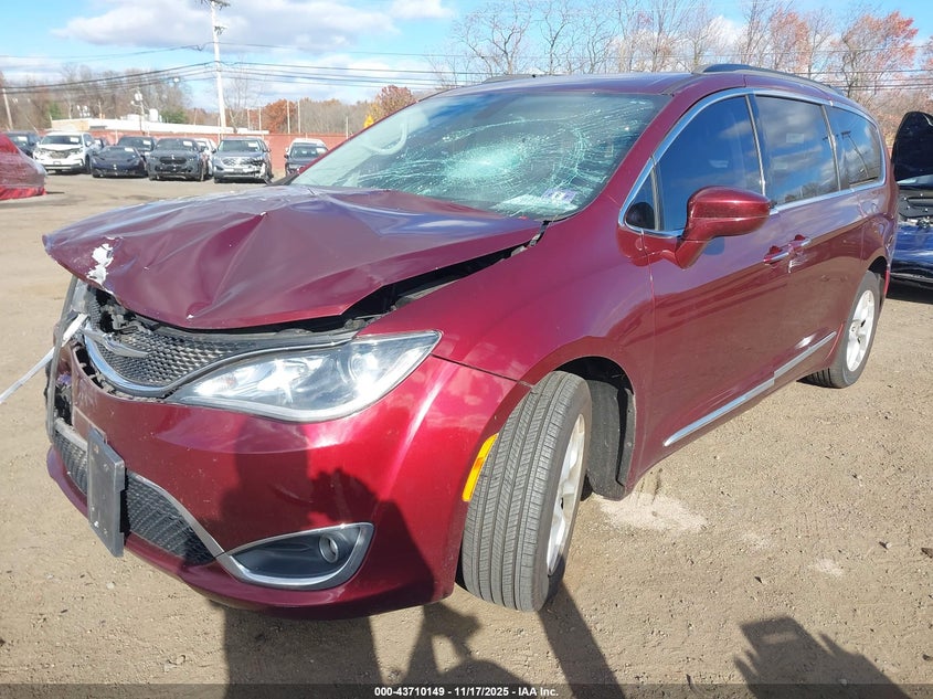 2017 Chrysler Pacifica Touring-L VIN: 2C4RC1BG3HR510259 Lot: 43710149