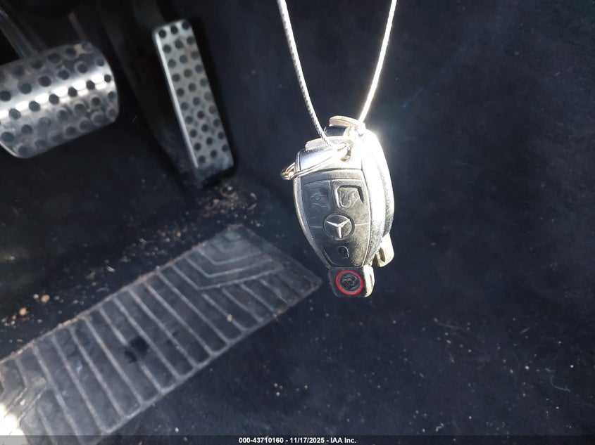 2007 Mercedes-Benz C 230 Sport VIN: WDBRF52H57E028040 Lot: 43710160