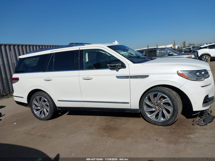 2023 Lincoln Navigator Reserve VIN: 5LMJJ2LG9PEL00695 Lot: 43710349