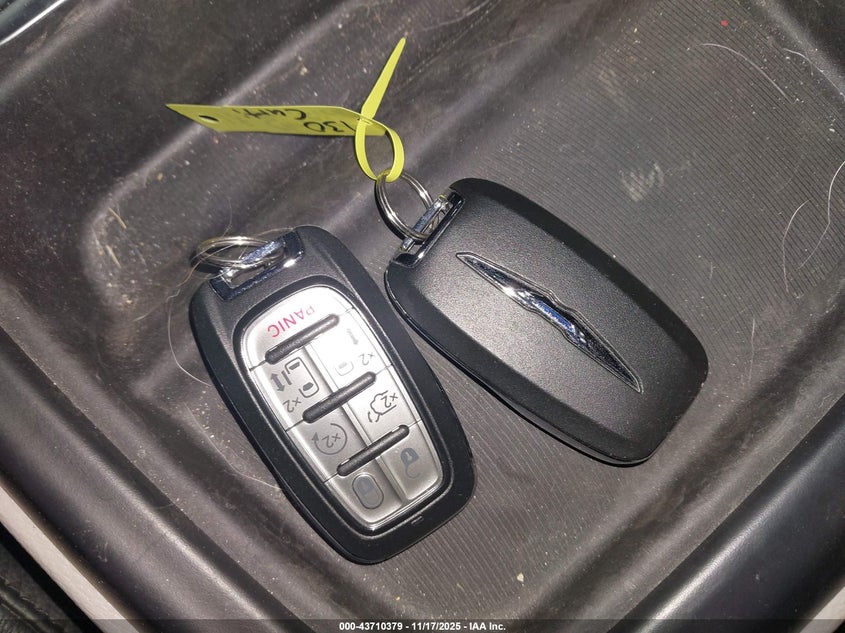 2018 Chrysler Pacifica Touring L VIN: 2C4RC1BG6JR280691 Lot: 43710379