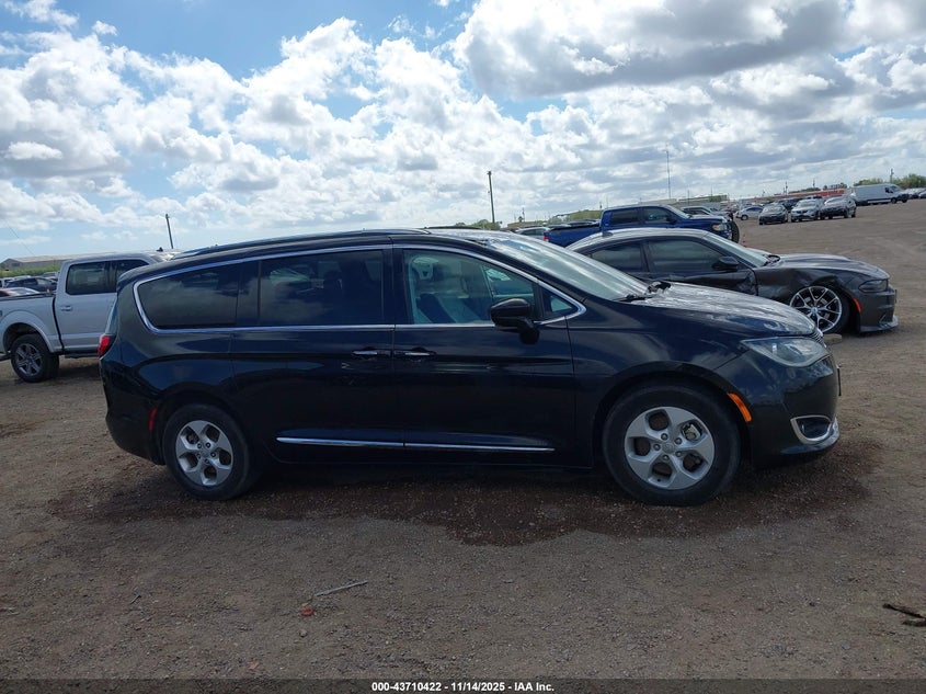 2017 Chrysler Pacifica Touring-L Plus VIN: 2C4RC1EG5HR669361 Lot: 43710422