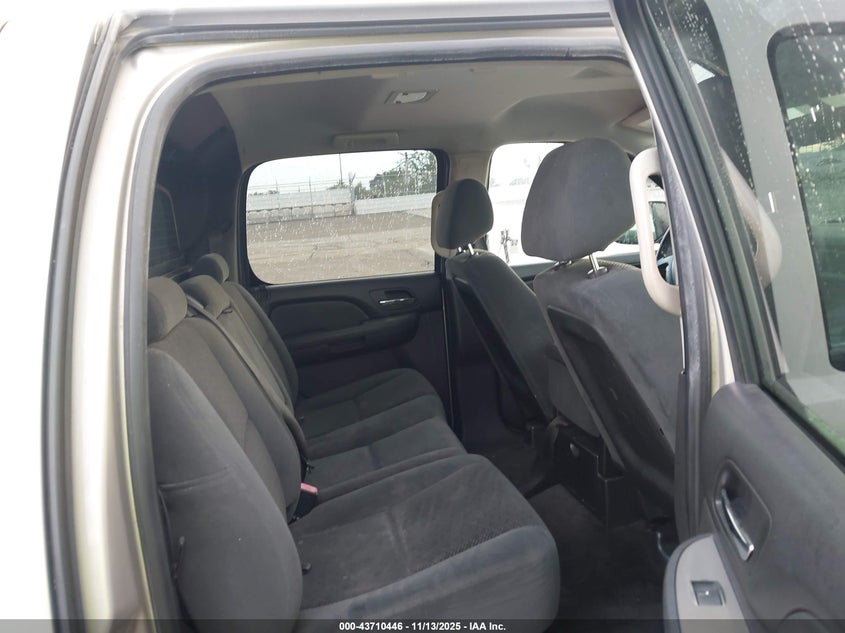 2008 Chevrolet Avalanche 1500 Ls VIN: 3GNEC12028G305692 Lot: 43710446