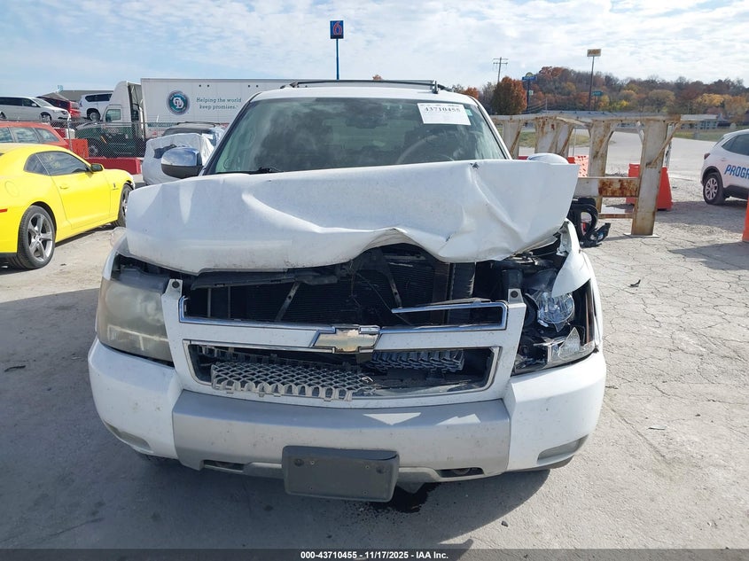 2008 Chevrolet Tahoe Lt VIN: 1GNFK13098R249062 Lot: 43710455