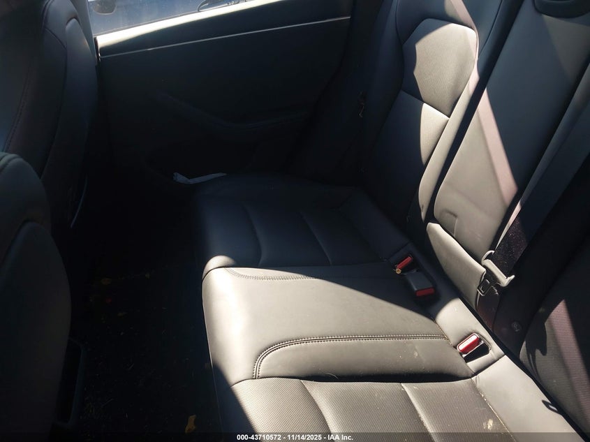 2024 Tesla Model 3 Long Range Dual Motor All-Wheel Drive VIN: 5YJ3E1EB3RF801373 Lot: 43710572