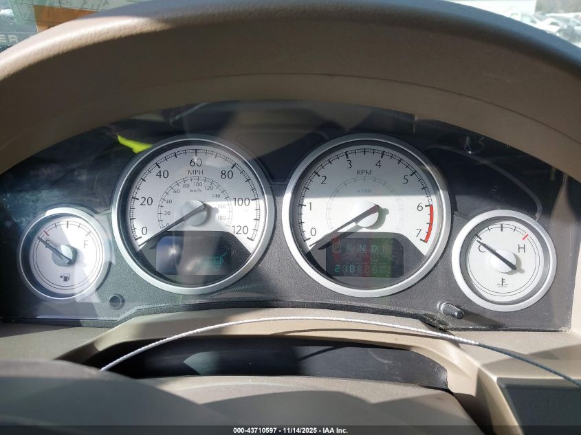 2008 Chrysler Town & Country Limited VIN: 2A8HR64X48R685357 Lot: 43710597