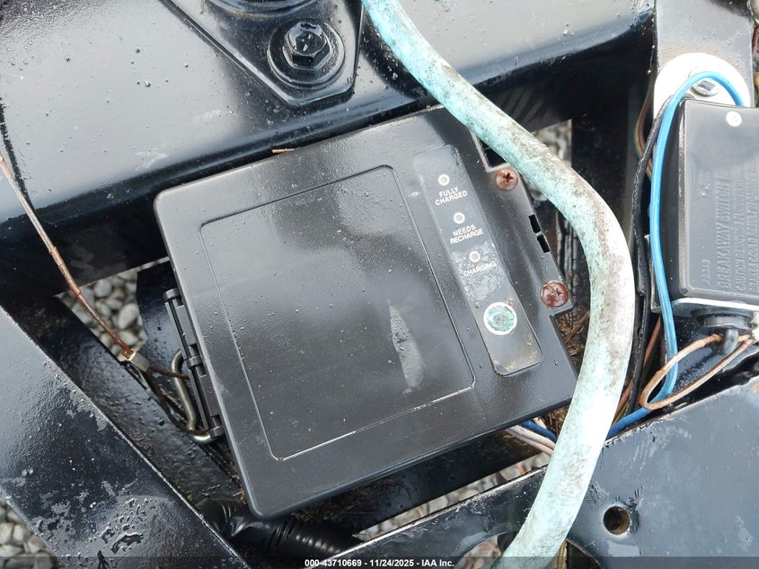 16V1U1929M4024383 2021   photo no. 10