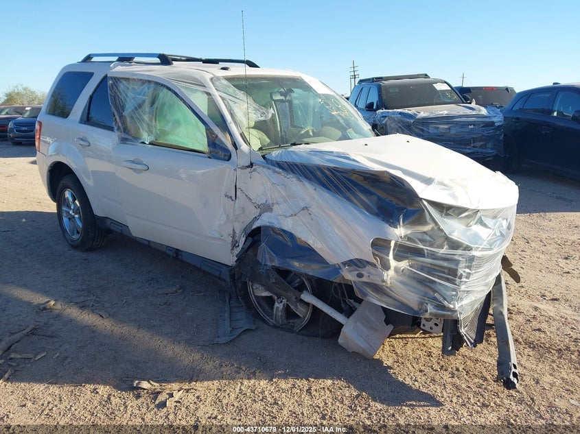 Vin: 1fmcu0eg8bkb73159, lot: 44206027, ford escape limited 20111
