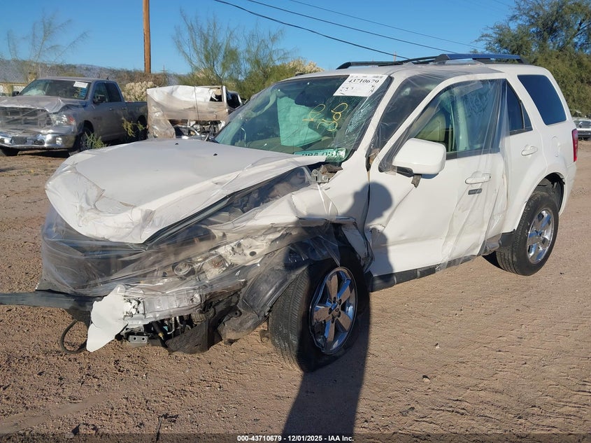 Vin: 1fmcu0eg8bkb73159, lot: 44206027, ford escape limited 20112