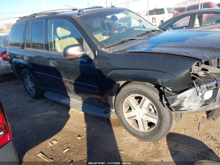 2005 Chevrolet Trailblazer Lt VIN: 1GNDT13S252383633 Lot: 43710767